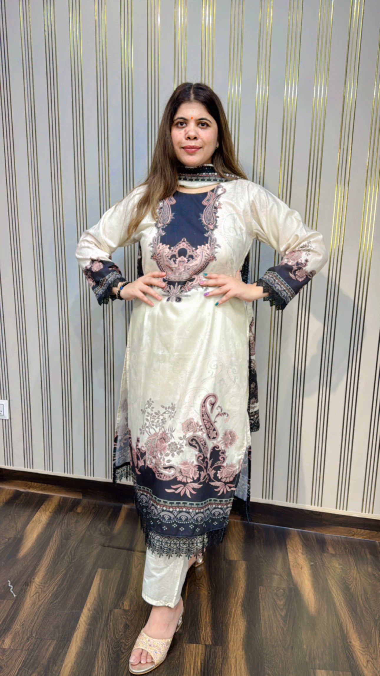 Pakistani Self Print Suit