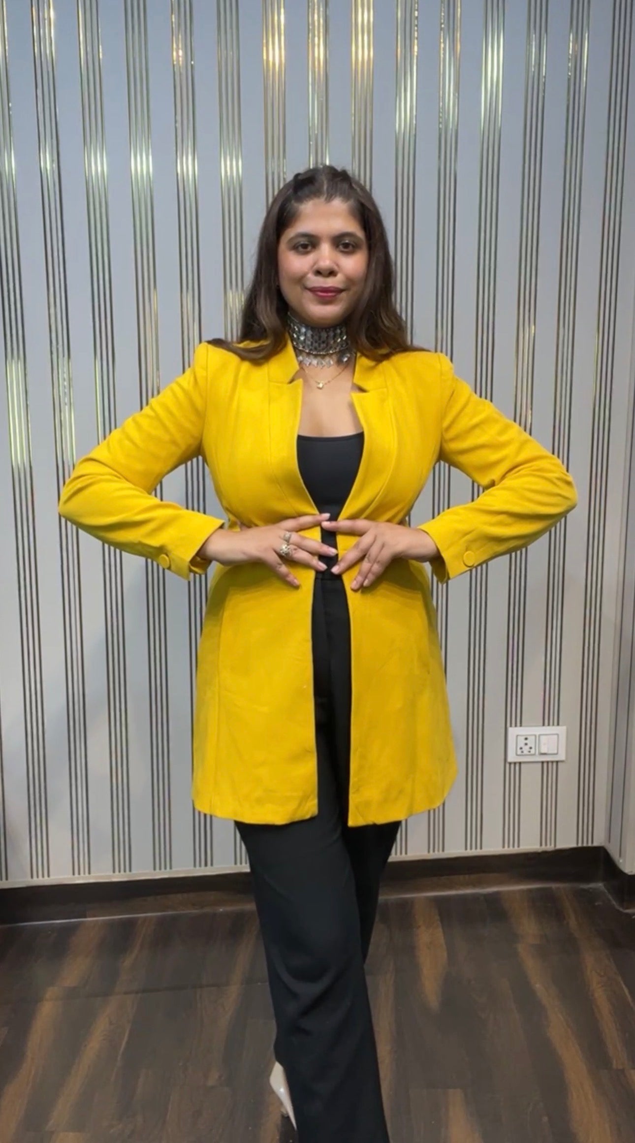 Size XS - S , Zara Mustard Yellow Blazer