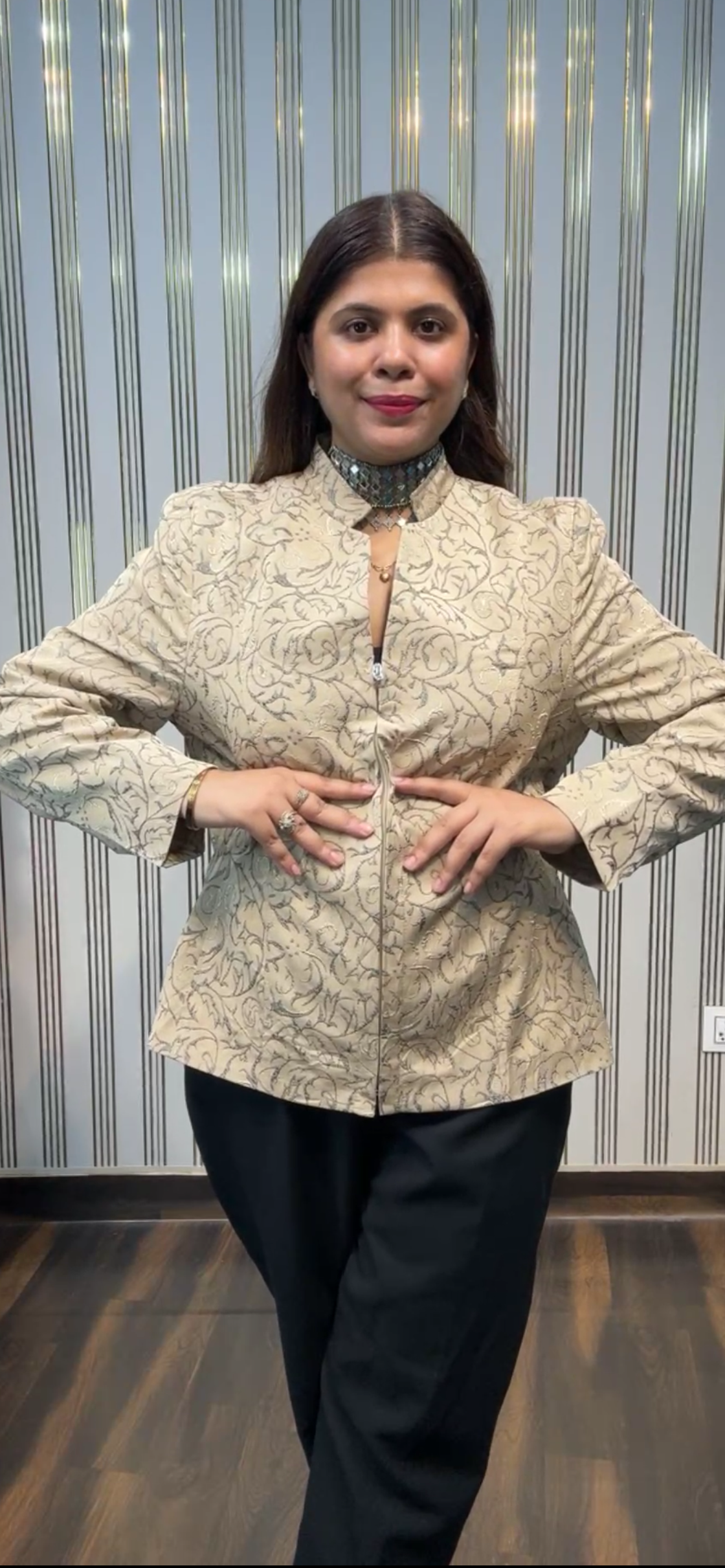 Trendy Brocade Zipper